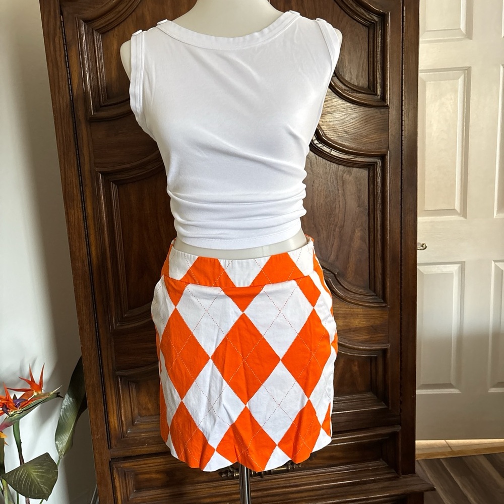 LoudMouth Ladies Orange and white argyle mini skirt with build in shorts - Picture 2 of 9